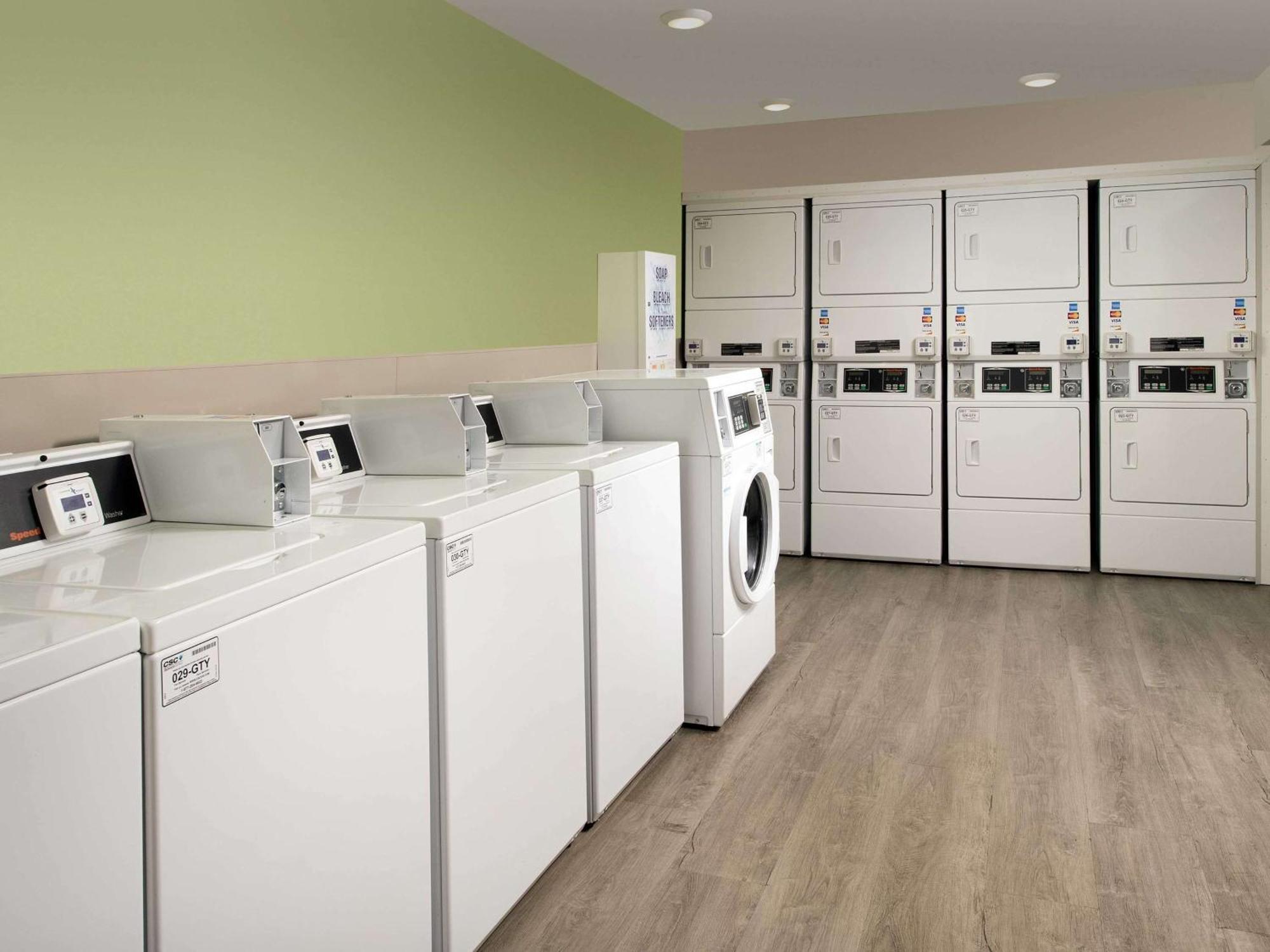 Extended Stay America Suites - Minneapolis - Fridley ภายนอก รูปภาพ